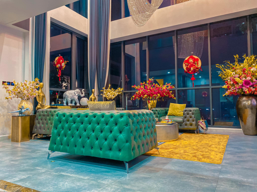 Decor Tết với hoa văn trang trí