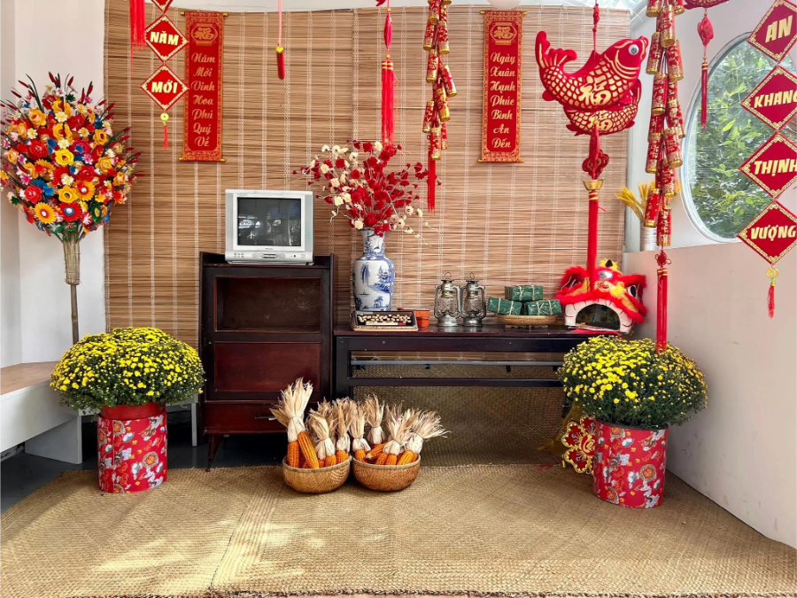 Decor Tết với mành tre liễn tiểu cảnh