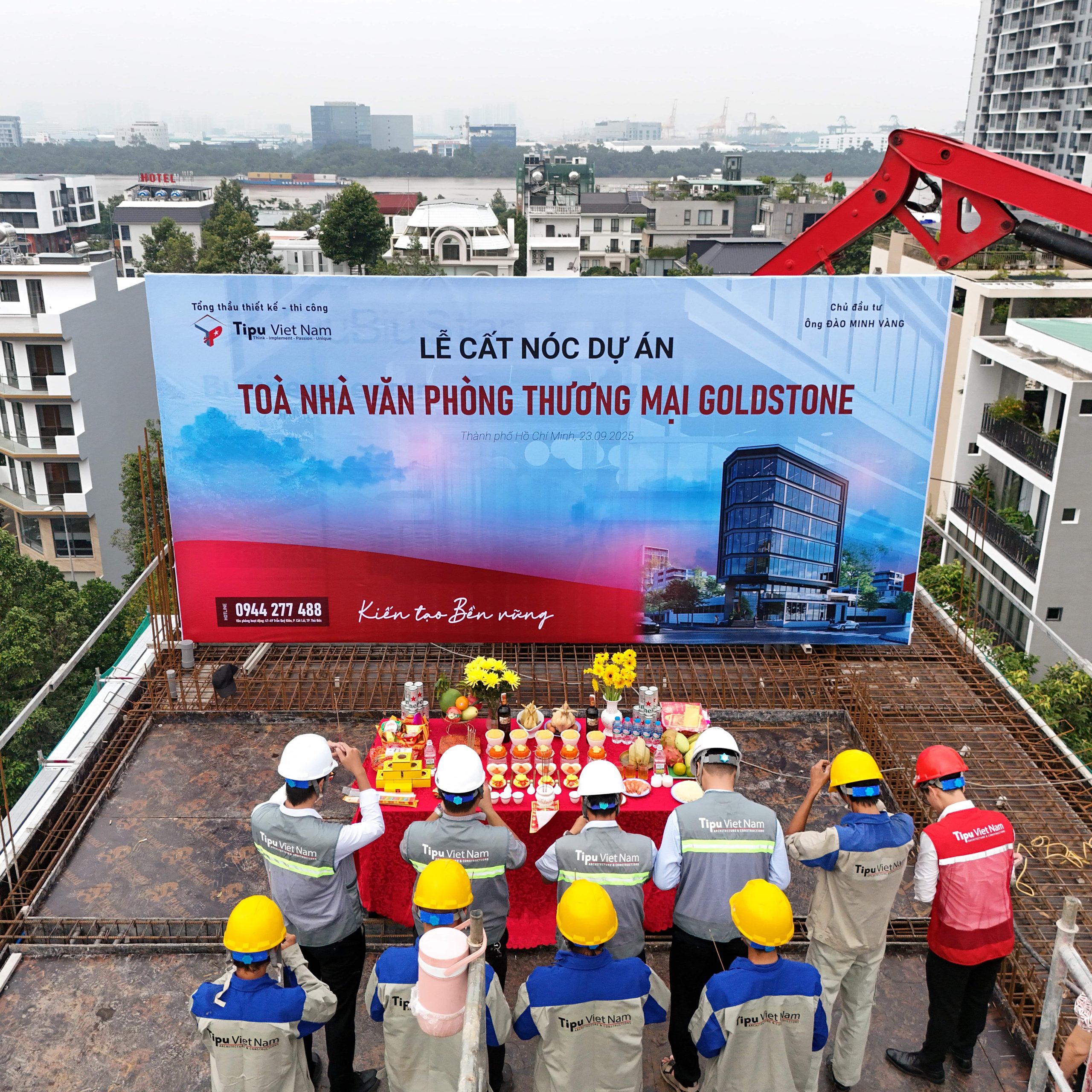 Lễ cất nóc dự án tòa nhà văn phòng thương mại Gold Stone